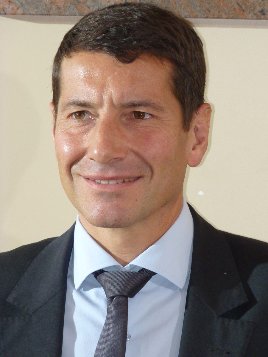 Portrait de David Lisnard, candidat à la présidentielle 2027