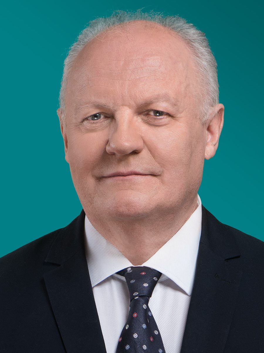Portrait de François Asselineau, candidat à la présidentielle 2027